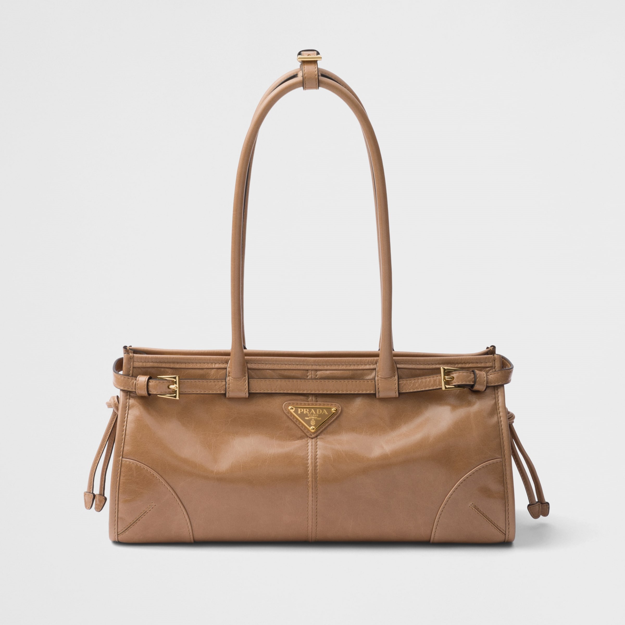 MEDIUM LEATHER HANDBAG, CALFSKIN – CAMEO