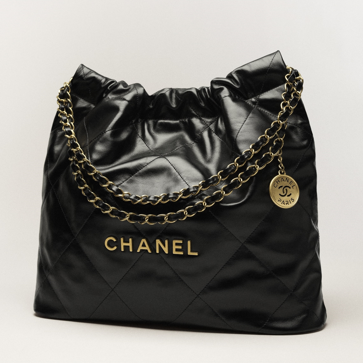 HANDBAG, SHINY CALFSKIN – BLACK