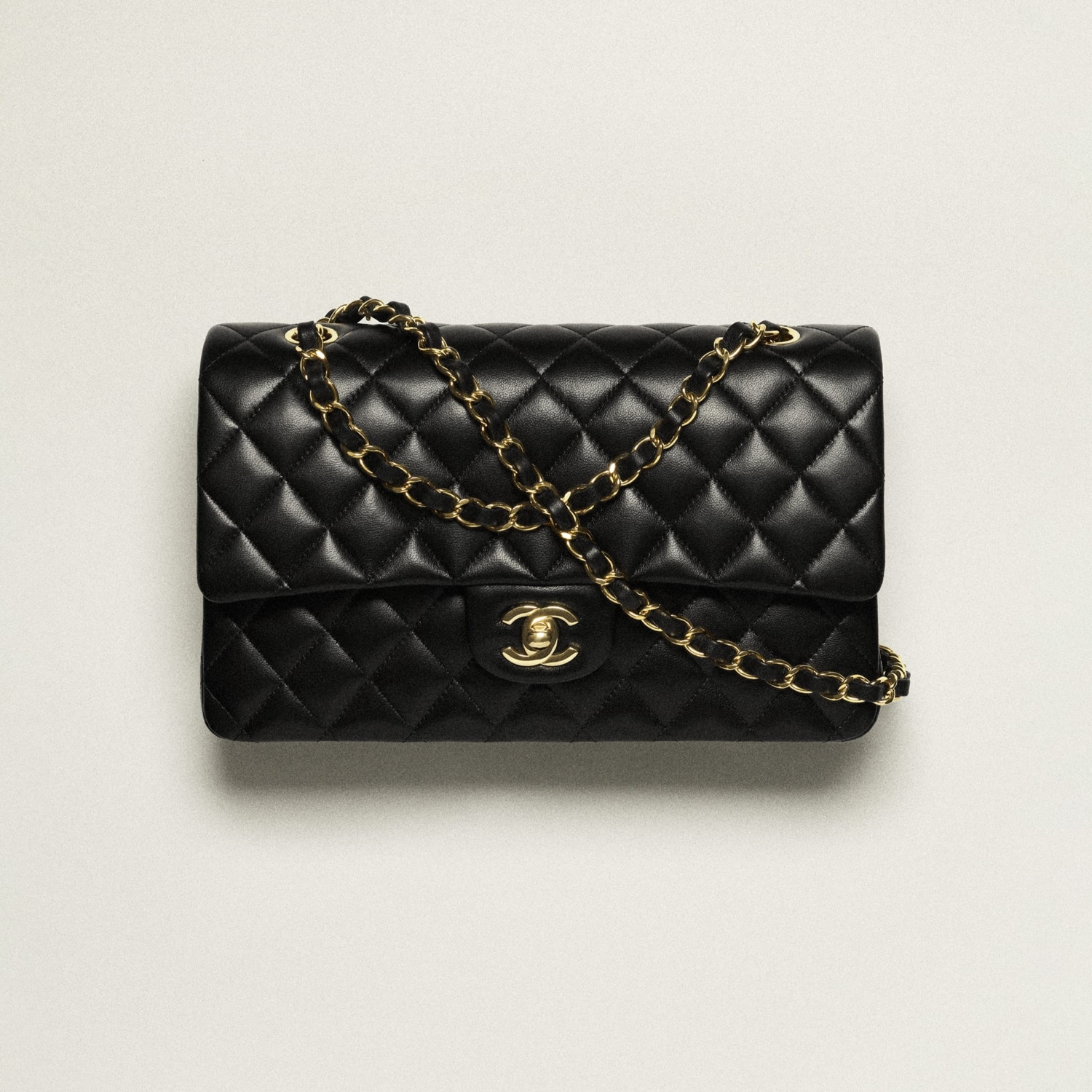 CLASSIC HANDBAG, LAMBSKIN – BLACK