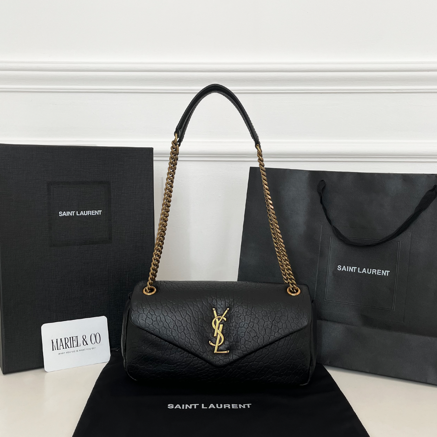 MEDIUM SHOULDER BAG, GRAINED LAMBSKIN – BLACK