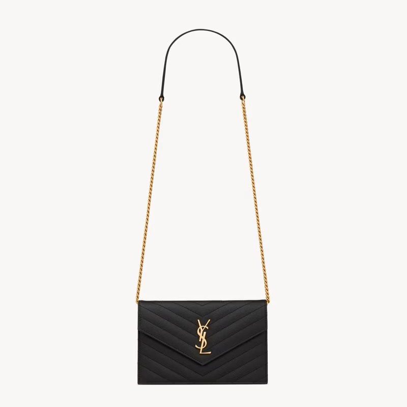 ENVELOPE CHAIN WALLET, GRAIN DE POUDRE LEATHER – NOIR / GOLD